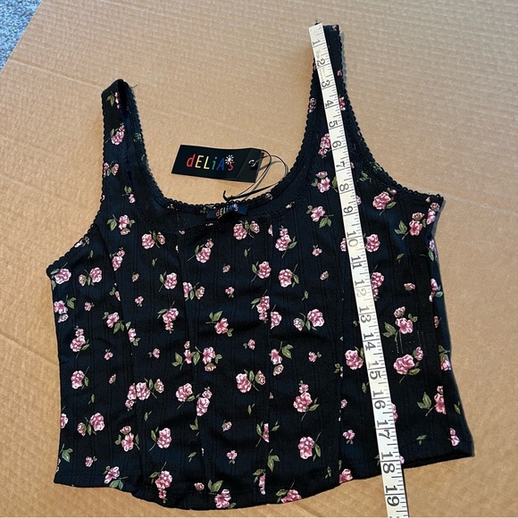 Dolls Kill Delia's Rose Print Tank black multi, cropped, size L NWT - Picture 7 of 11